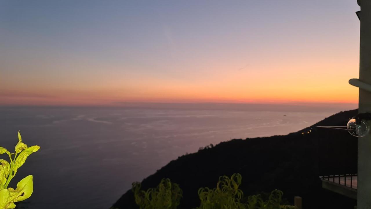 Sunset - Homy 5 Terre Retreat Biassa Exterior foto